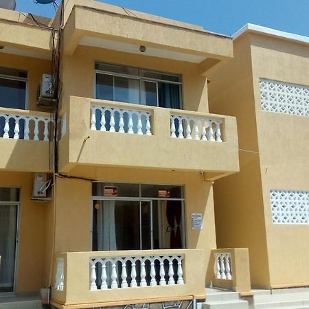 Pawenzi Serviced Apartments Mombassa Buitenkant foto