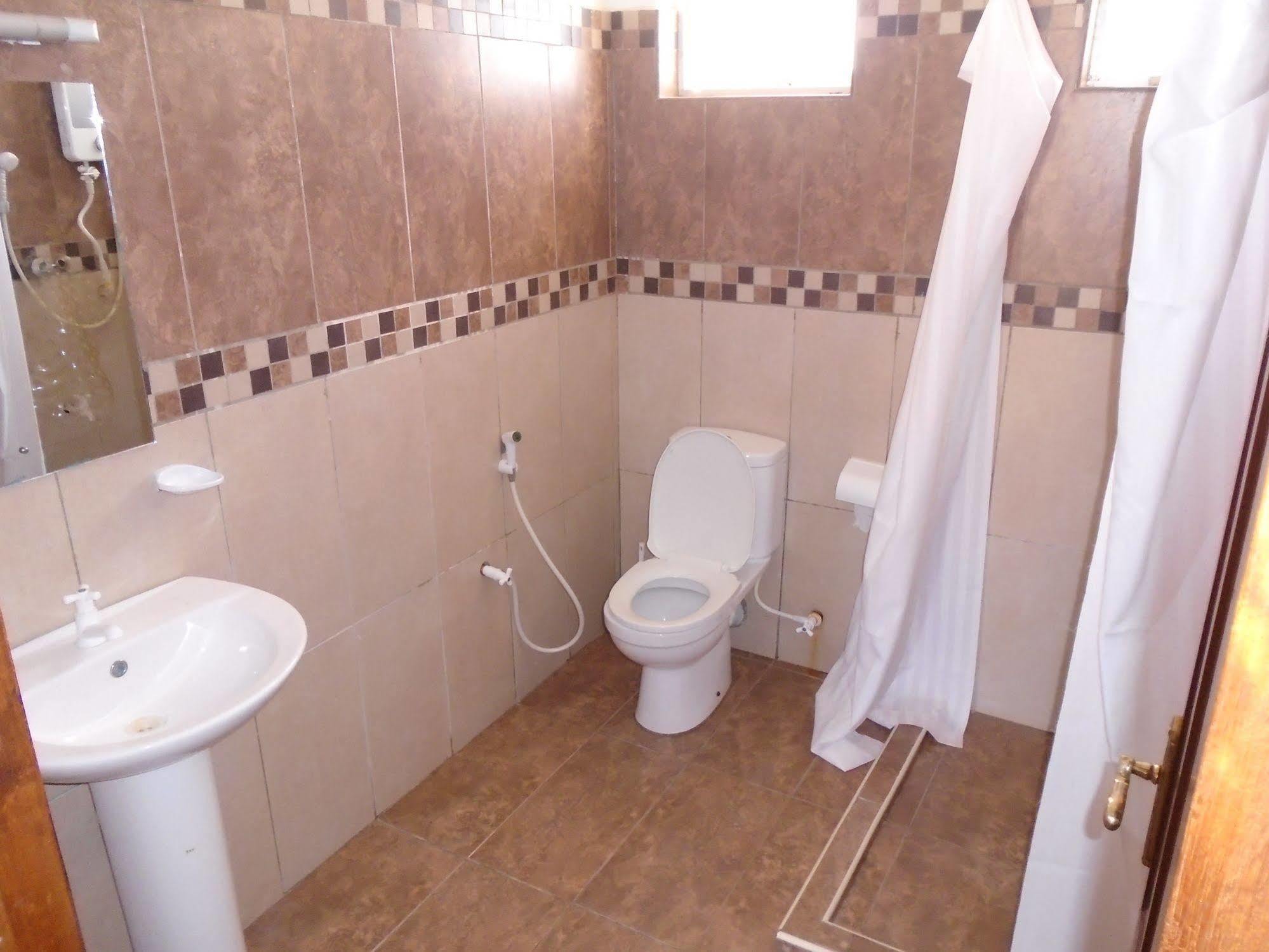 Pawenzi Serviced Apartments Mombassa Buitenkant foto
