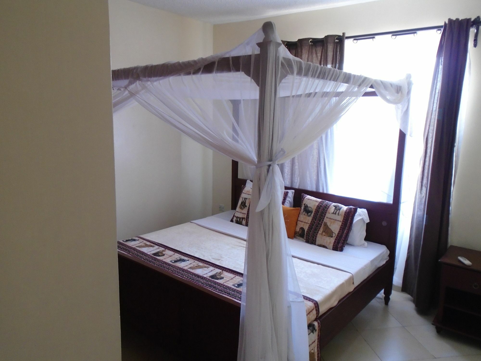 Pawenzi Serviced Apartments Mombassa Buitenkant foto