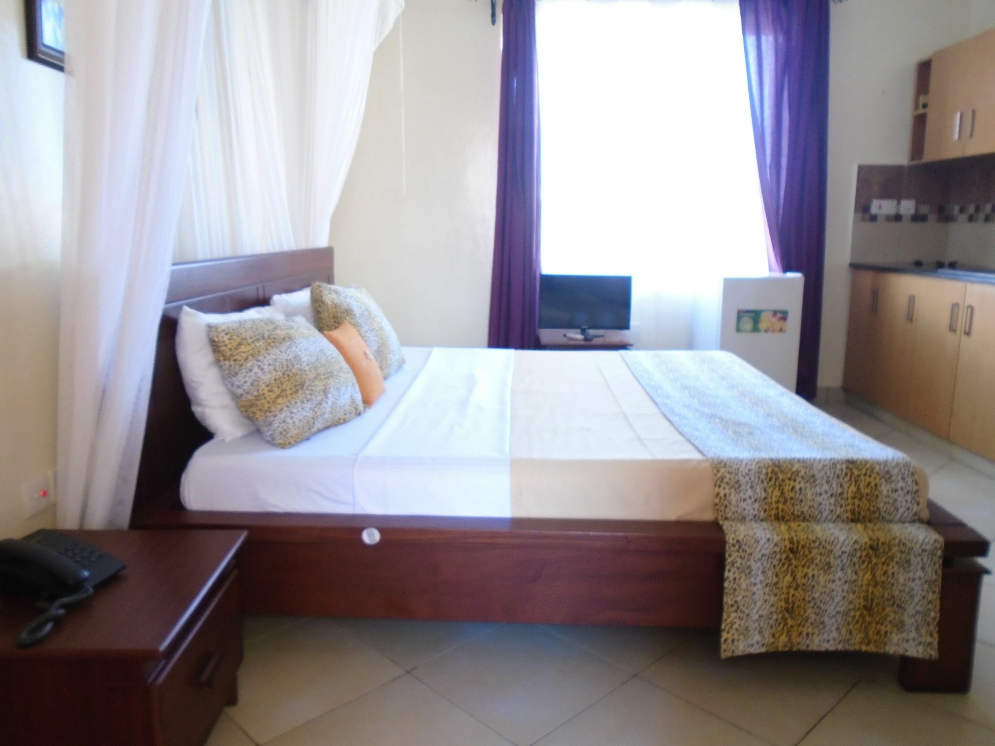 Pawenzi Serviced Apartments Mombassa Buitenkant foto