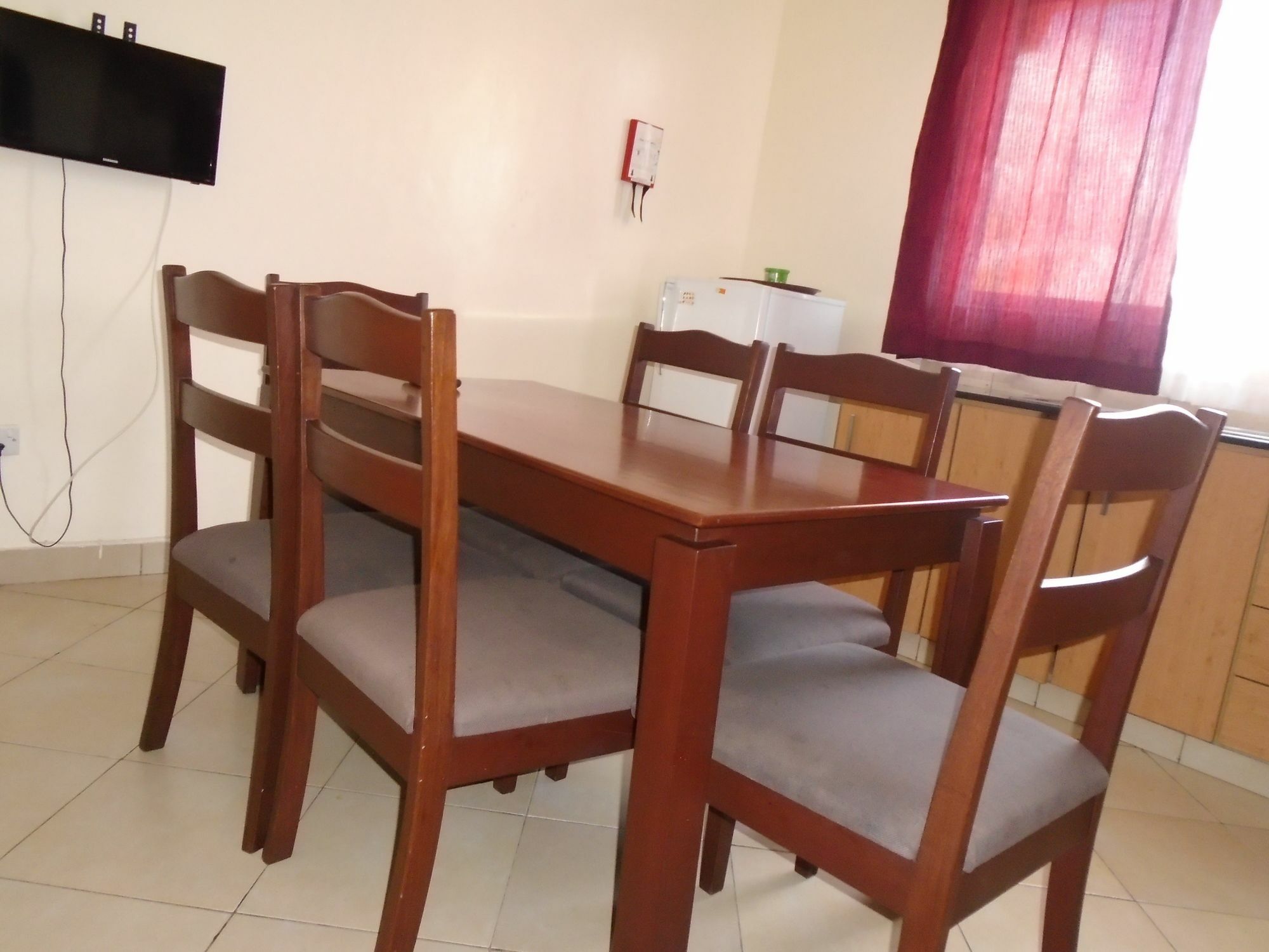 Pawenzi Serviced Apartments Mombassa Buitenkant foto
